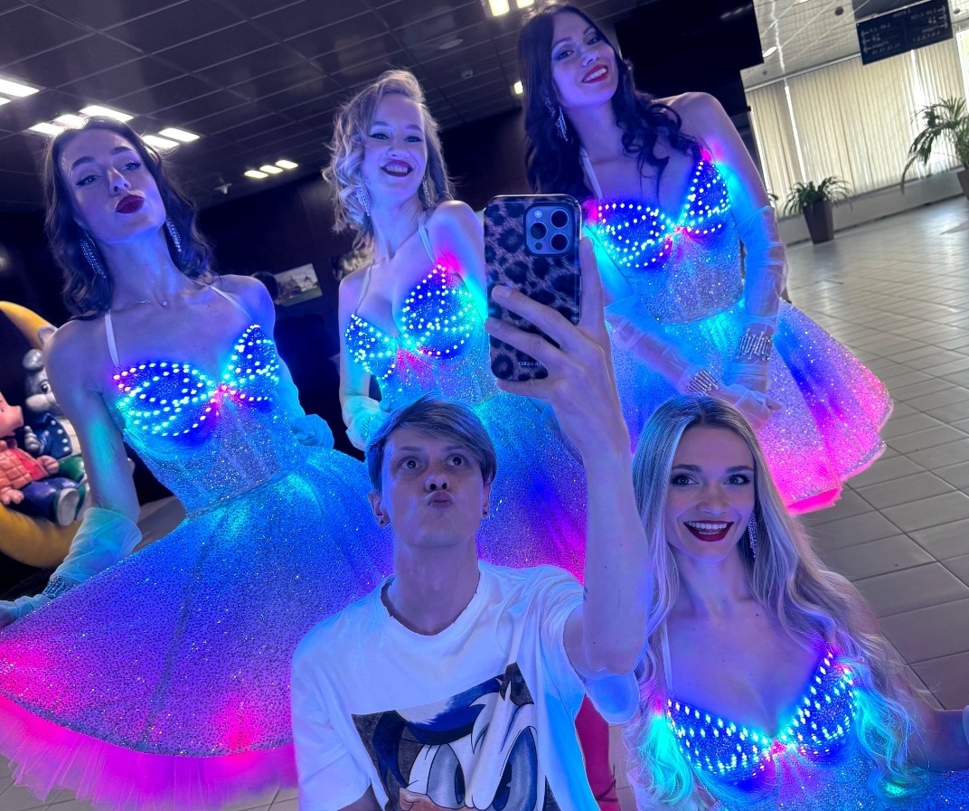 Световое шоу COCO Световое шоу COCO