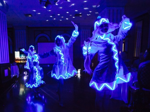 Световое шоу на новый год  SNEGUROCHKI Световое шоу на новый год  SNEGUROCHKI