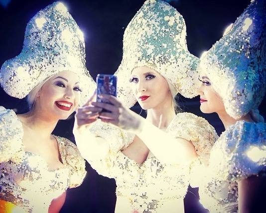 Световое шоу ТЕЧЕТ РУЧЕЙ Световое шоу ТЕЧЕТ РУЧЕЙ